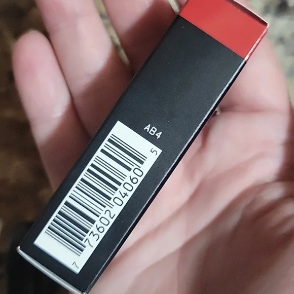 MAC Cosmetics Retro Matte Lipstick - Rouge À Lèvres~ Ruby Woo - Picture 4 of 7